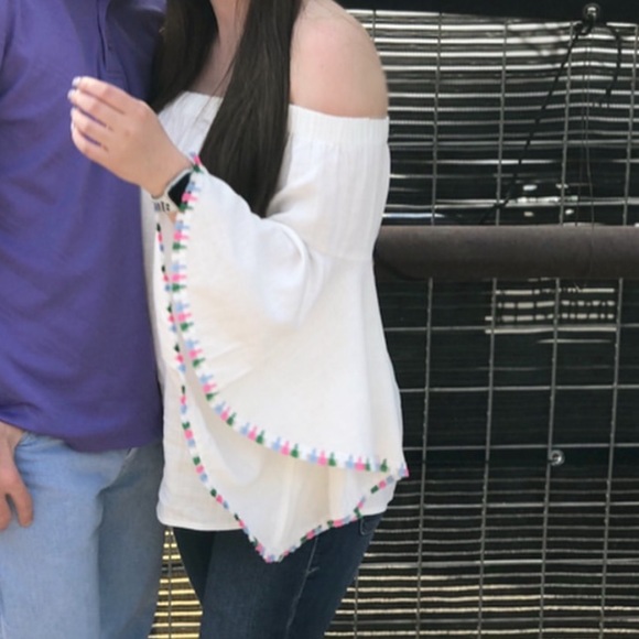 Off the Shoulder Top - Picture 3 of 3